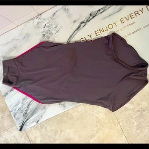 Yumiko leotard in Noe, T-Cayenne with T-Magenta trim, bust panel, size M